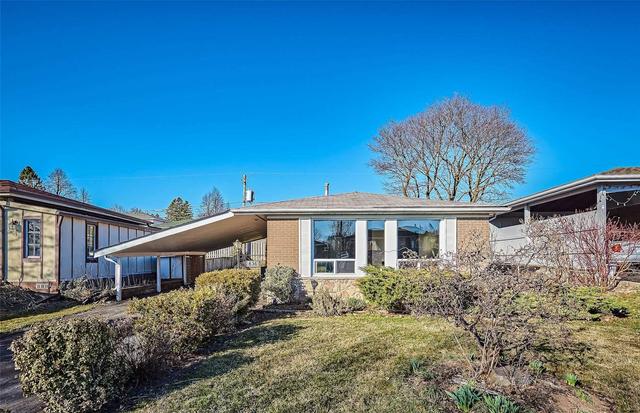 836 Miriam Rd, House detached with 3 bedrooms, 1 bathrooms and 3 parking in Pickering ON | Image 1