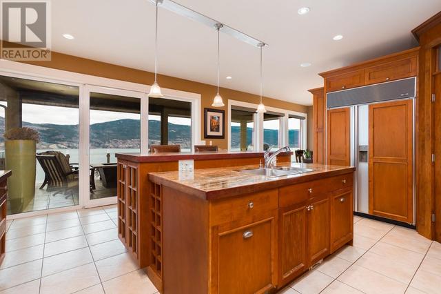 22402/21 Bridgeman Road, Home with 4 bedrooms, 4 bathrooms and 4 parking in Summerland BC | Image 7