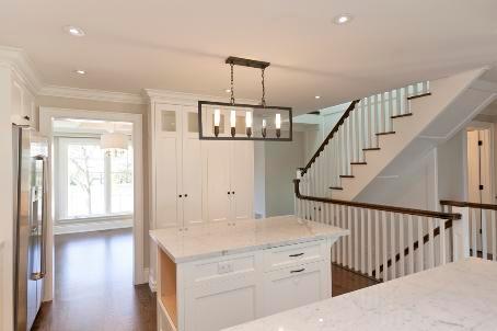 383 Allan St, House detached with 4 bedrooms, 5 bathrooms and 4 parking in Oakville ON | Image 3