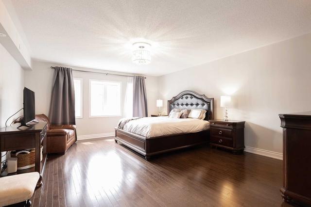 7 - 1331 Major Mackenzie Dr, Townhouse with 3 bedrooms, 3 bathrooms and 2 parking in Vaughan ON | Image 9