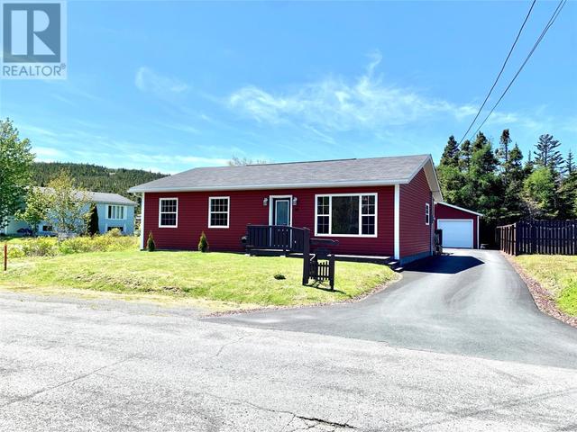 28 Hannon Avenue, House detached with 3 bedrooms, 1 bathrooms and null parking in Placentia NL | Card Image