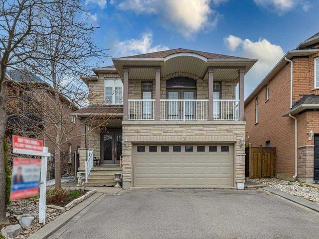 17 Silverado Tr, House detached with 4 bedrooms, 4 bathrooms and 6 parking in Vaughan ON | Image 1