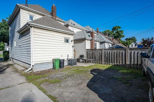148 Barnesdale Ave N, House detached with 3 bedrooms, 1 bathrooms and 3 parking in Hamilton ON | Image 14
