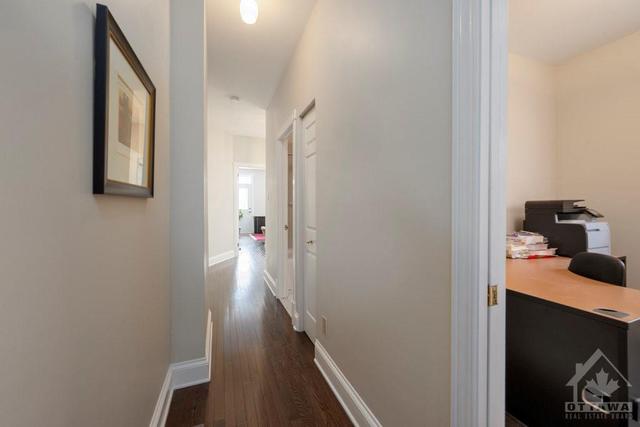 121 York Street, Home with 2 bedrooms, 3 bathrooms and 3 parking in Ottawa ON | Image 22