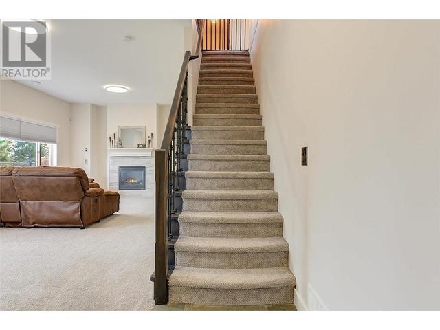 1007 Aurora Heights, House detached with 6 bedrooms, 3 bathrooms and 2 parking in West Kelowna BC | Image 29