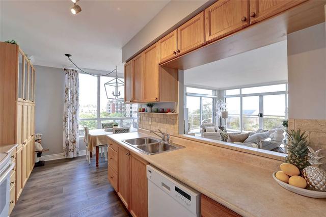 401 - 50 Port St E, Condo with 2 bedrooms, 2 bathrooms and 1 parking in Mississauga ON | Image 24