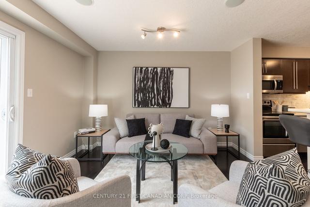 68 - 1059 Whetherfield St, Townhouse with 3 bedrooms, 2 bathrooms and 2 parking in London ON | Image 8