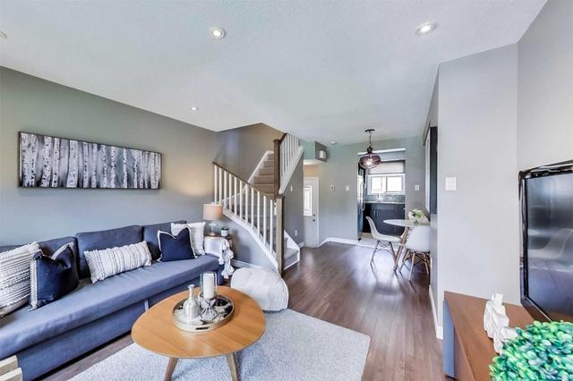 th114 - 275 Broadview Ave, Townhouse with 3 bedrooms, 2 bathrooms and 1 parking in Toronto ON | Image 12