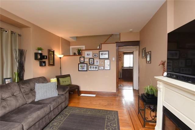 53 East 39th Street, House detached with 2 bedrooms, 1 bathrooms and 1 parking in Hamilton ON | Image 6