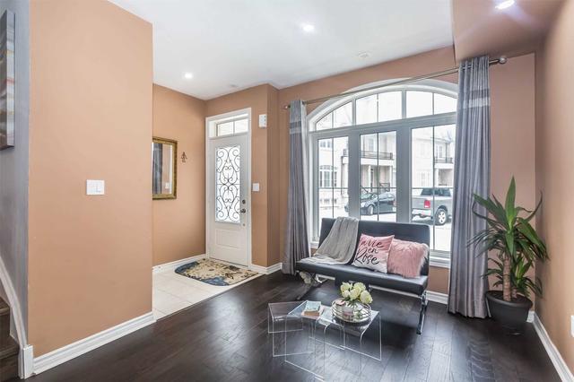 unit 4 - 3 Eaton Park Lane, House attached with 4 bedrooms, 4 bathrooms and 2 parking in Toronto ON | Image 12