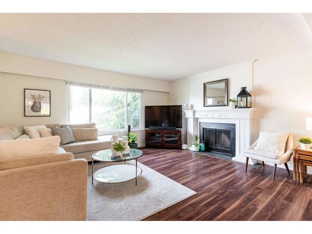 4789 207a Street, House detached with 4 bedrooms, 3 bathrooms and 6 parking in Langley BC | Image 6