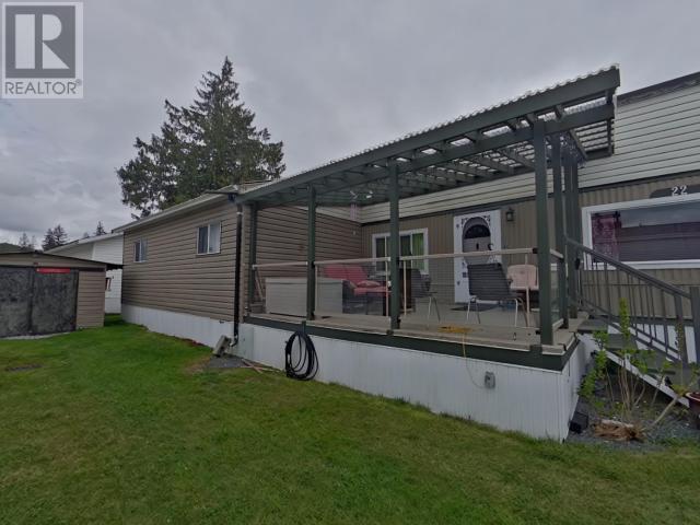 22 - 7624 Duncan Street, House detached with 3 bedrooms, 1 bathrooms and null parking in Powell River BC | Image 6