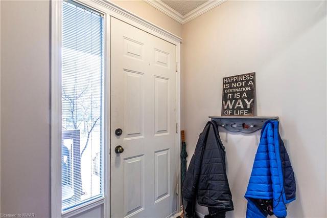 18 - 465 Beechwood Place, House attached with 2 bedrooms, 1 bathrooms and 2 parking in Waterloo ON | Image 6