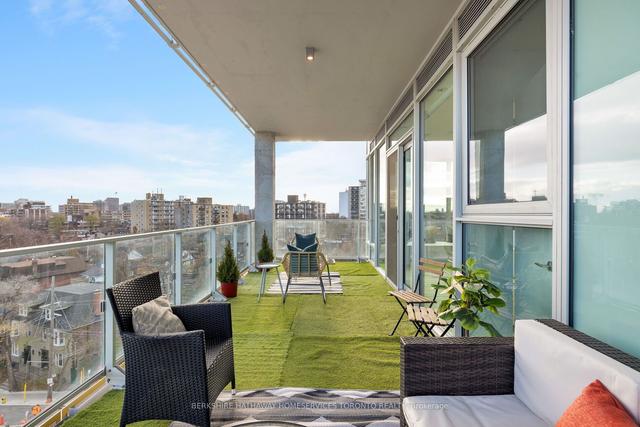 701 - 346 Davenport Rd, Condo with 2 bedrooms, 3 bathrooms and 1 parking in Toronto ON | Image 25