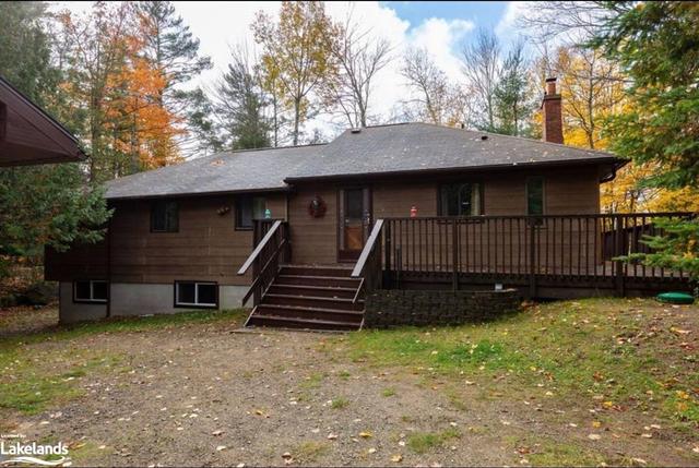 275 North Menominee Lake Road, House detached with 4 bedrooms, 2 bathrooms and 8 parking in Huntsville ON | Image 18