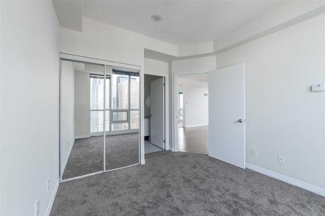 3702 - 16 Yonge St, Condo with 2 bedrooms, 2 bathrooms and 1 parking in Toronto ON | Image 7