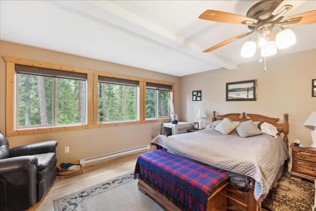 3195 Heddle Road, House detached with 3 bedrooms, 2 bathrooms and null parking in Central Kootenay F BC | Image 29