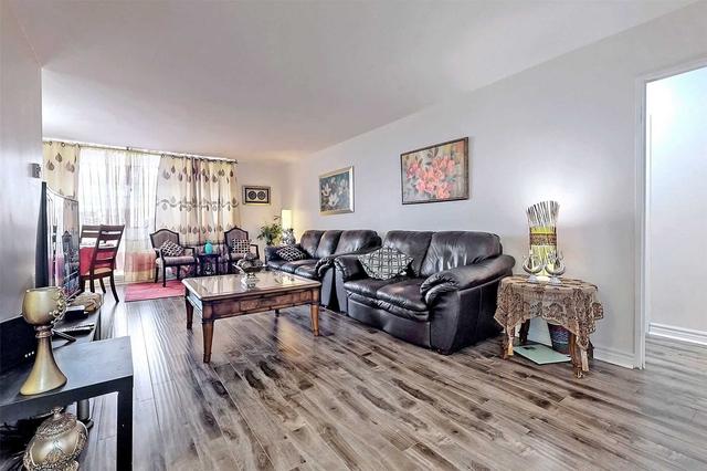 2209 - 5 Massey Sq, Condo with 3 bedrooms, 2 bathrooms and 2 parking in Toronto ON | Image 39