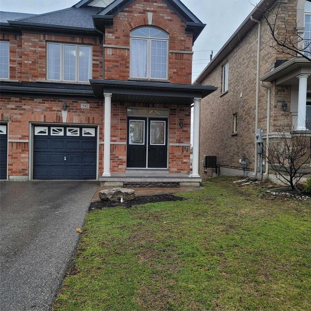 542 Foxcroft Blvd, House semidetached with 3 bedrooms, 4 bathrooms and 1 parking in Newmarket ON | Image 1