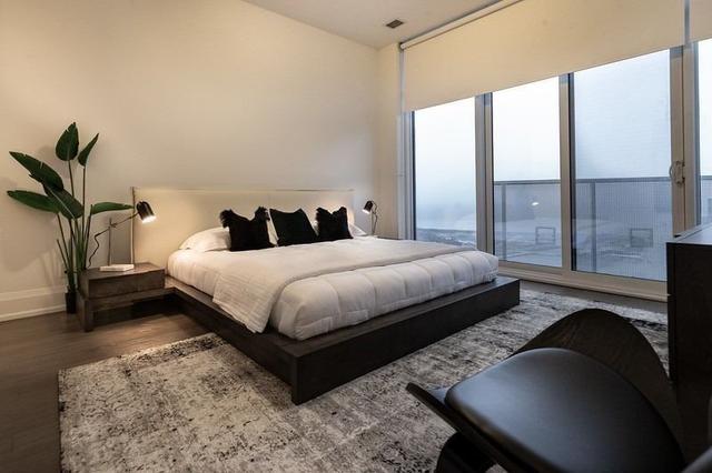 sph 201 - 88 Harbour St, Condo with 2 bedrooms, 3 bathrooms and 1 parking in Toronto ON | Image 14