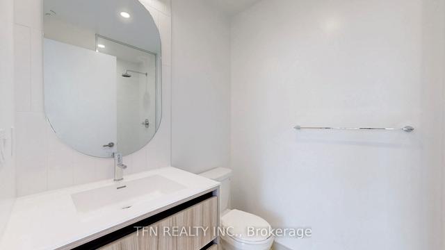 601 - 7950 Bathurst St, Condo with 2 bedrooms, 2 bathrooms and 1 parking in Vaughan ON | Image 11