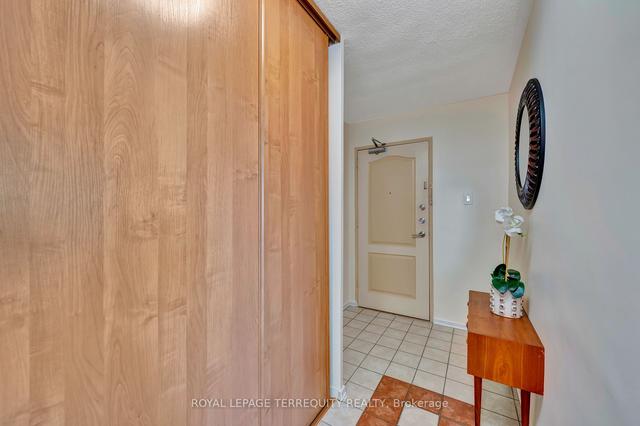 2102 - 61 Richview Rd, Condo with 3 bedrooms, 2 bathrooms and 1 parking in Toronto ON | Image 36