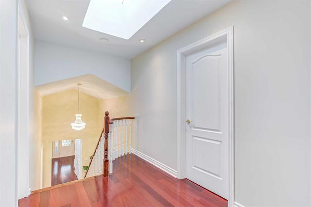 226 Connaught Ave, House detached with 4 bedrooms, 4 bathrooms and 6 parking in Toronto ON | Image 14