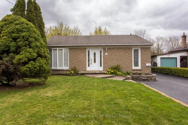1360 Fisher Ave, House detached with 3 bedrooms, 1 bathrooms and 5 parking in Burlington ON | Image 23