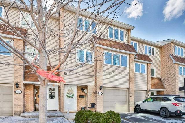 2284 Marine Dr, Townhouse with 3 bedrooms, 3 bathrooms and 2 parking in Oakville ON | Image 23