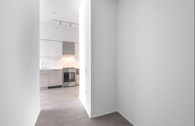 1203 - 251 Jarvis St, Condo with 1 bedrooms, 1 bathrooms and 0 parking in Toronto ON | Image 4