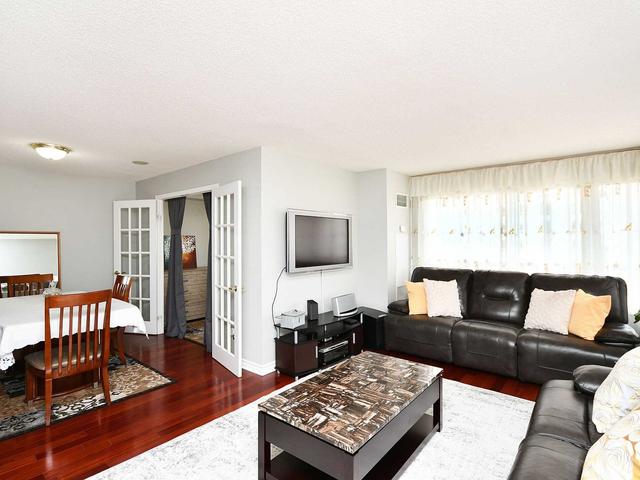 2124 - 25 Kingsbridge Garden Circ, Condo with 2 bedrooms, 2 bathrooms and 2 parking in Mississauga ON | Image 5