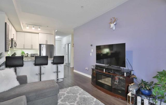 416 - 570 Lolita Gdns, Condo with 1 bedrooms, 1 bathrooms and 2 parking in Mississauga ON | Image 4