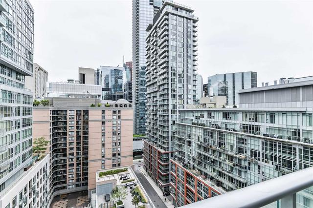 1502 - 30 Nelson St, Condo with 2 bedrooms, 2 bathrooms and 1 parking in Toronto ON | Image 15