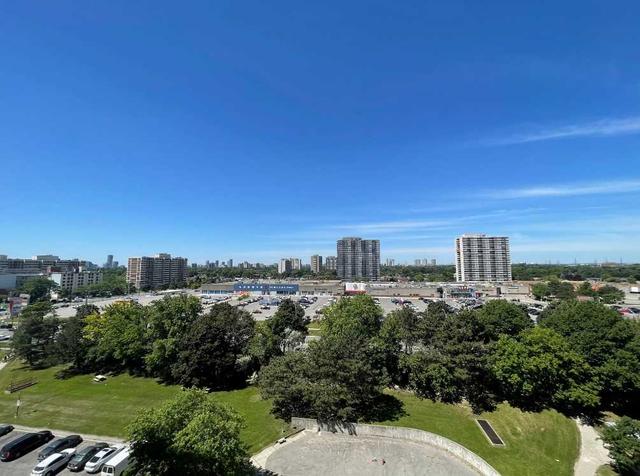 1003 - 100 Echo Point Dr, Condo with 3 bedrooms, 2 bathrooms and 1 parking in Toronto ON | Image 13