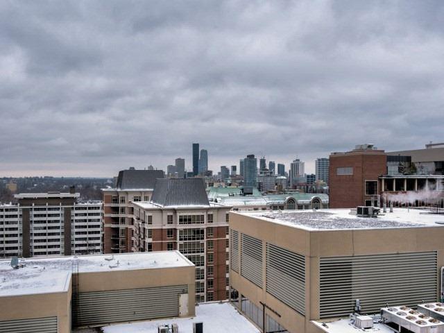1804 - 61 St Clair Ave W, Condo with 2 bedrooms, 2 bathrooms and 1 parking in Toronto ON | Image 17