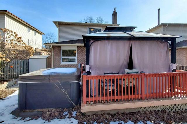 762 Greenbriar Dr, House detached with 3 bedrooms, 3 bathrooms and 5 parking in Oshawa ON | Image 35