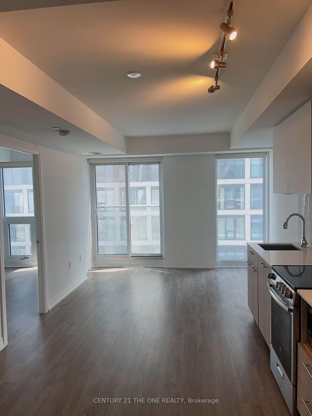 3704 - 251 Javis St, Condo with 1 bedrooms, 1 bathrooms and 0 parking in Toronto ON | Image 3