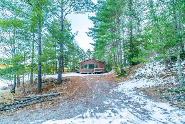 1382 Spar Lake Rd, House detached with 2 bedrooms, 2 bathrooms and 12 parking in Minden Hills ON | Image 26