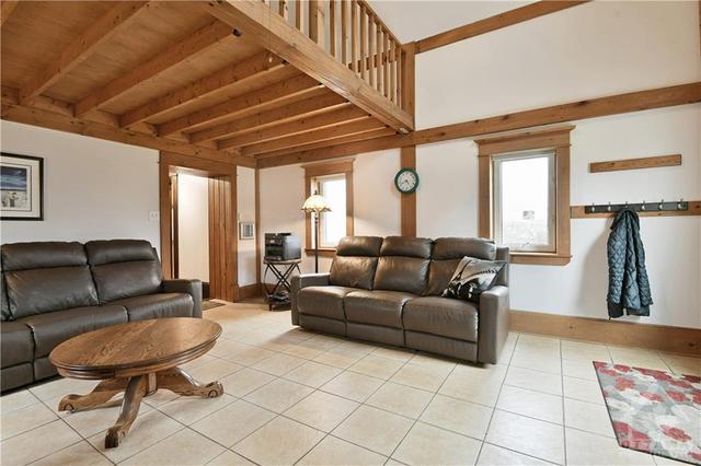 3670 Kinburn Side Road, House detached with 4 bedrooms, 2 bathrooms and 10 parking in Ottawa ON | Image 12