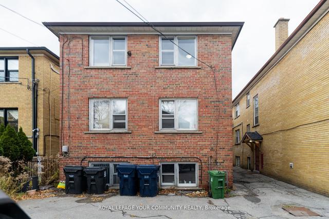 203 High Park Ave, House detached with 6 bedrooms, 3 bathrooms and 6 parking in Toronto ON | Image 24