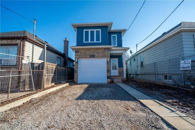 128 Harmony Ave, House detached with 3 bedrooms, 3 bathrooms and 2 parking in Hamilton ON | Image 1