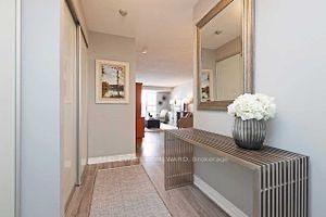 501 - 1093 Kingston Rd, Condo with 2 bedrooms, 2 bathrooms and 2 parking in Toronto ON | Image 7