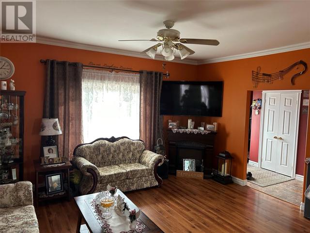 3 Islandview Drive, House other with 5 bedrooms, 2 bathrooms and null parking in Musgravetown NL | Image 16