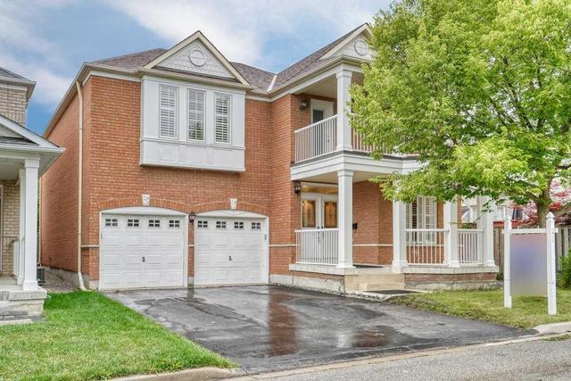 26 Manorwood Dr, House detached with 5 bedrooms, 5 bathrooms and 4 parking in Markham ON | Image 1