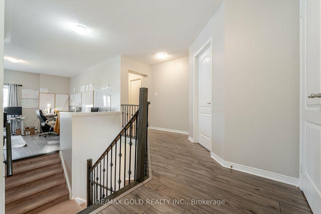 27 Treegrove Cres, House detached with 4 bedrooms, 4 bathrooms and 6 parking in Brampton ON | Image 15