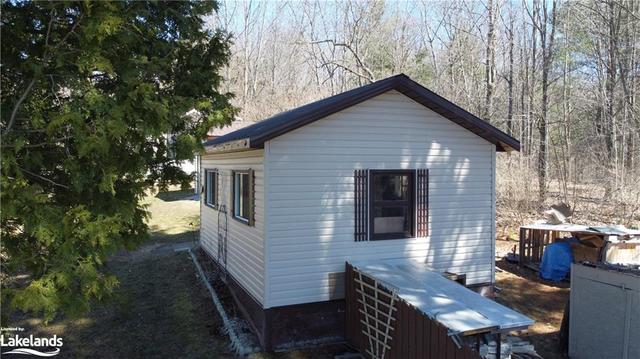 17 Queen Street, House detached with 3 bedrooms, 2 bathrooms and 3 parking in Parry Sound ON | Image 5