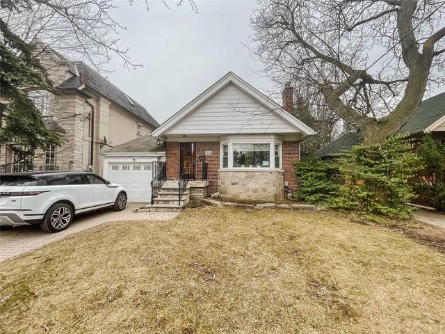 33 Mcgillivray Ave, House detached with 2 bedrooms, 2 bathrooms and 3 parking in Toronto ON | Image 1