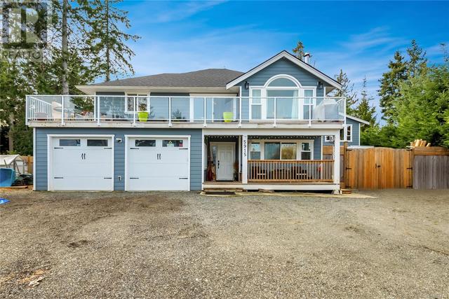 5915 Garvin Rd, House detached with 6 bedrooms, 4 bathrooms and 8 parking in Comox Valley A BC | Image 2