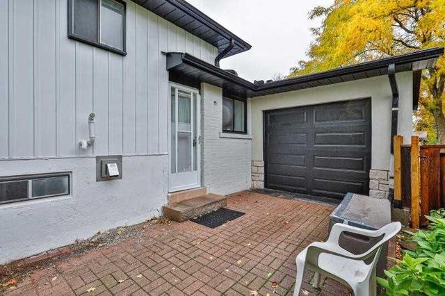 3199 Centennial Dr, House detached with 3 bedrooms, 3 bathrooms and 3 parking in Burlington ON | Image 21