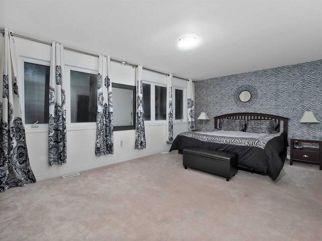 on - 451 Summerlyn Tr, House detached with 4 bedrooms, 4 bathrooms and 5 parking in Bradford West Gwillimbury ON | Image 5